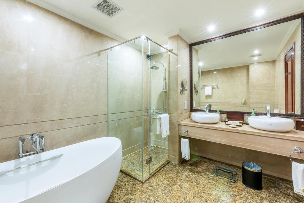 Grand Duplex King Bed- Free Jimjibang