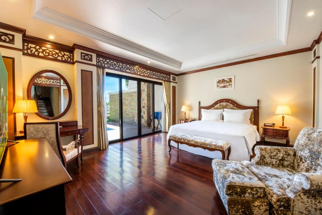 Grand Duplex King Bed- Free Jimjibang