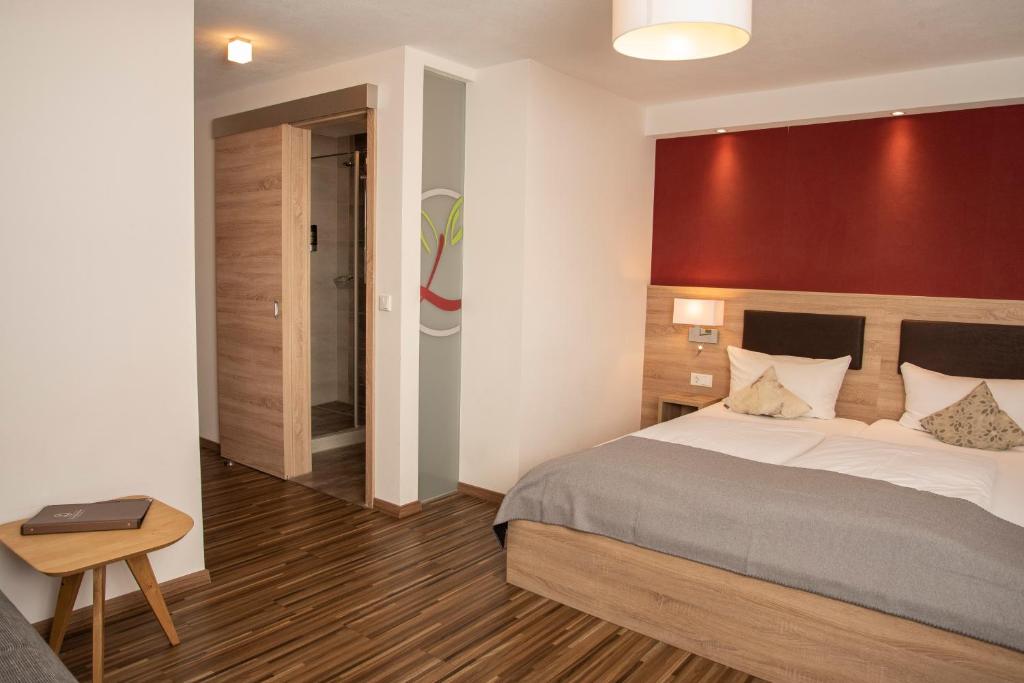 Gasthof zum Goldenen Lamm - Chambre Double De Luxe Avec Balcon