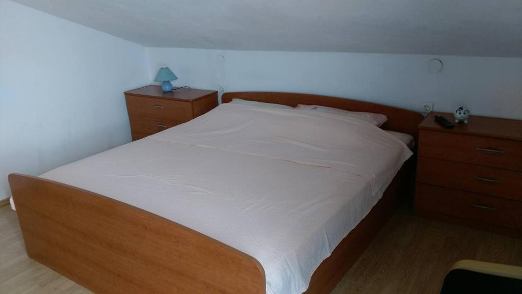 Posteľ alebo postele v izbe v ubytovaní Apartments Davorka Šimuni