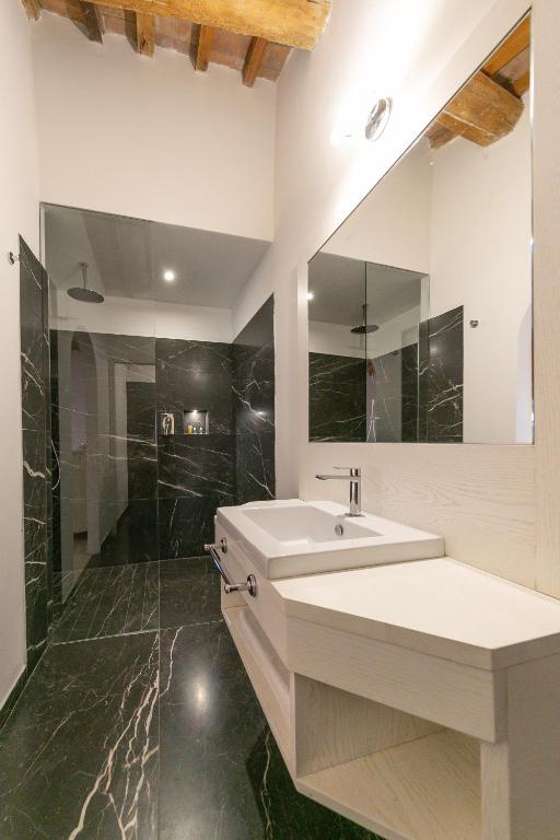 Garden Relais Le Fontanelle - Estudio Con Bañera De Hidromasaje