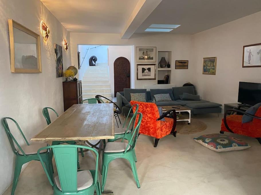 Fotografia z galérie ubytovania Maison Vallon des Auffes v destinácii Marseille