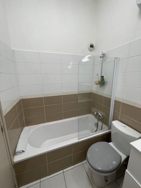 Zdjęcie z galerii obiektu Lappart de la bonne mère w Marsylii