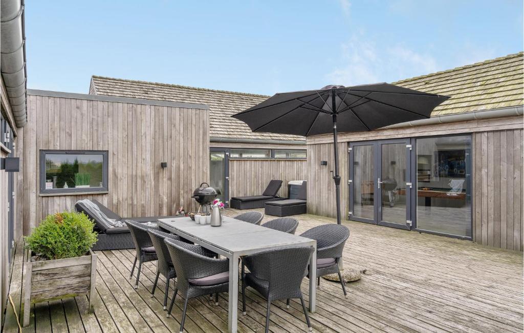 Cozy Home In Haderslev With Sauna - Maison De Vacances De Cinq Chambres