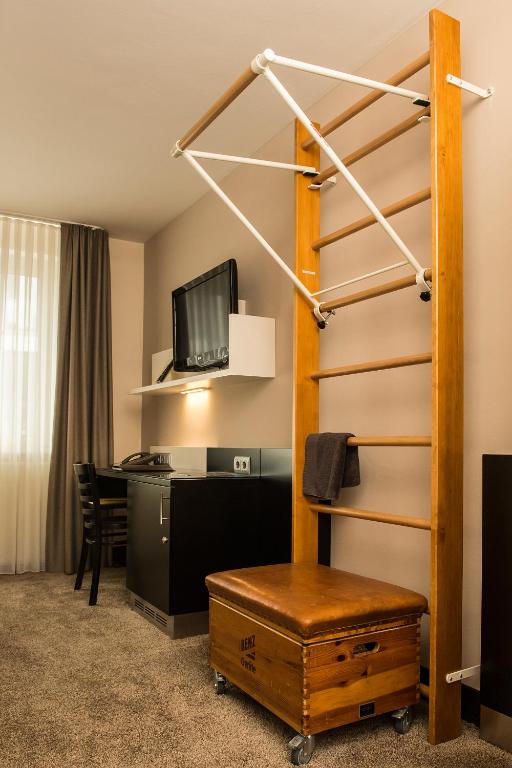 Turm Hotel - Resim 11