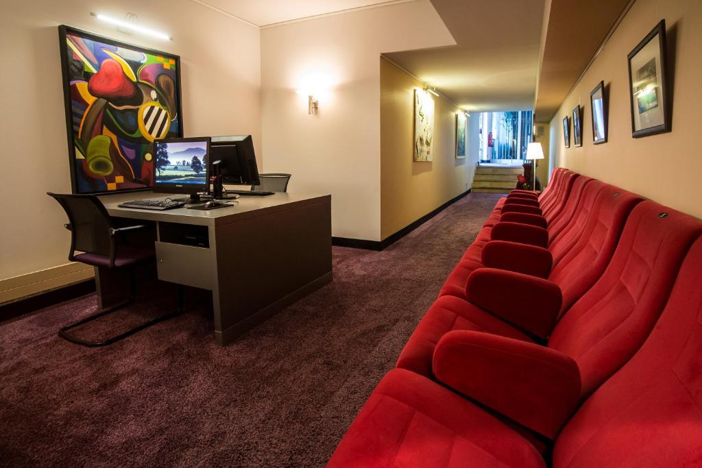 Turm Hotel - Resim 5