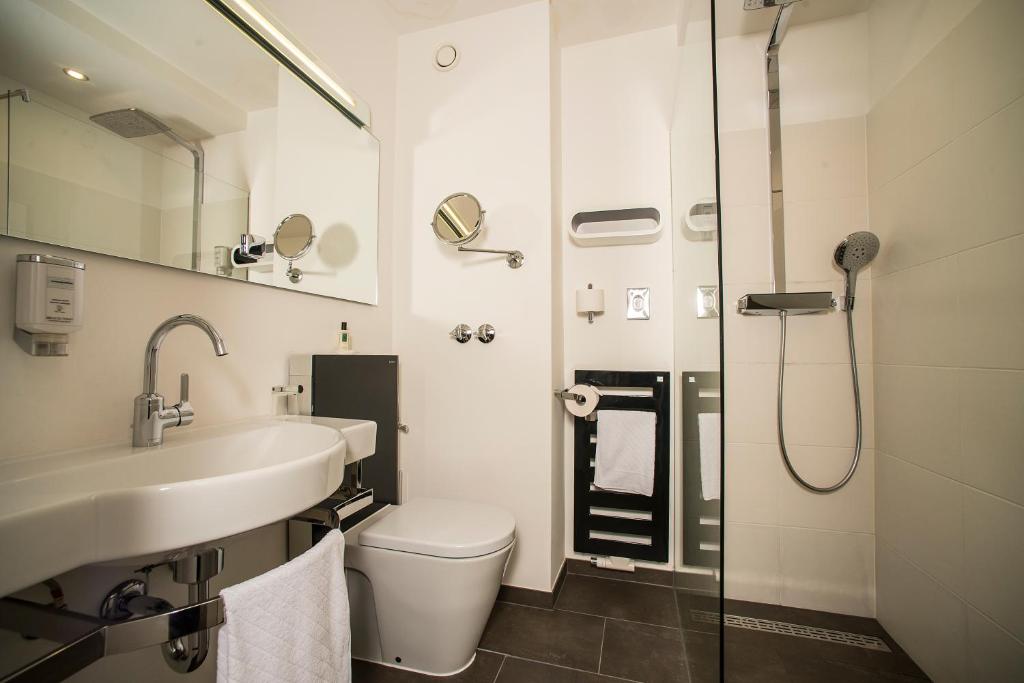 Turm Hotel - Resim 12