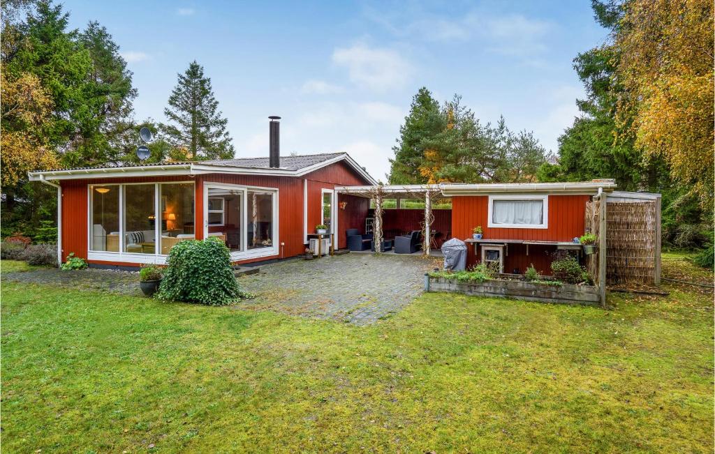 Zahrada ubytování Three-Bedroom Holiday Home Væggerløse With A Fireplace 08
