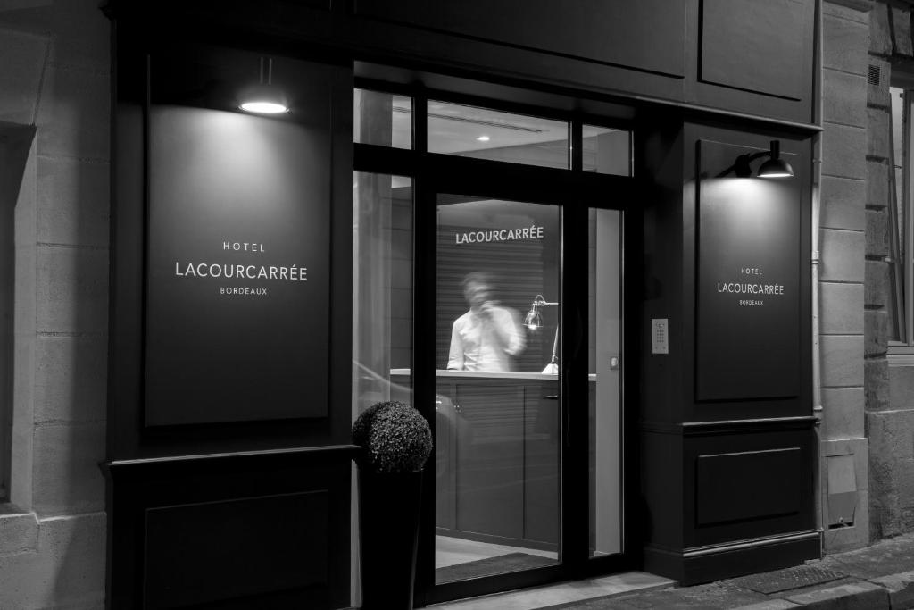 Hôtel La Cour Carrée Bordeaux Centre - Resim 30