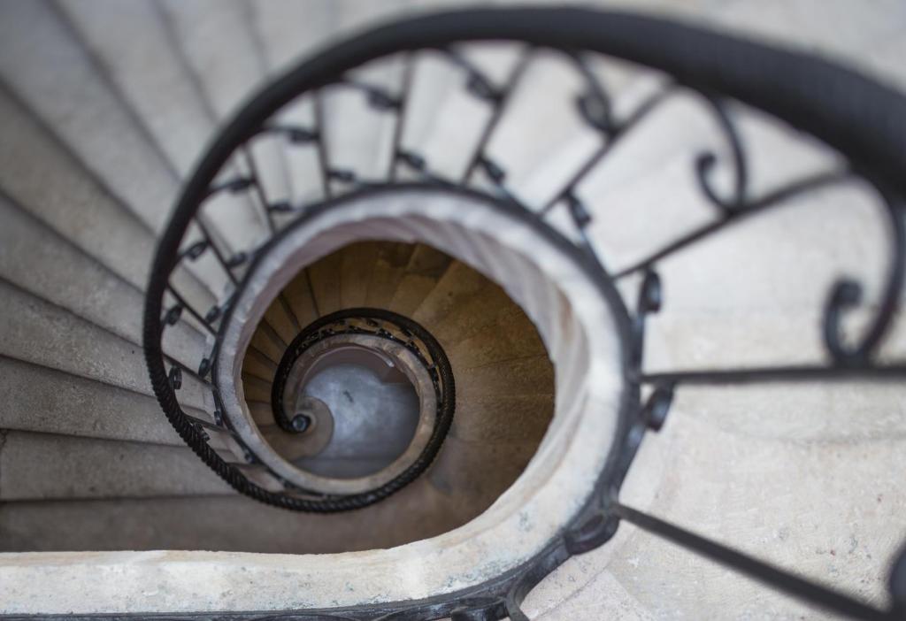 Hôtel La Cour Carrée Bordeaux Centre - Resim 21