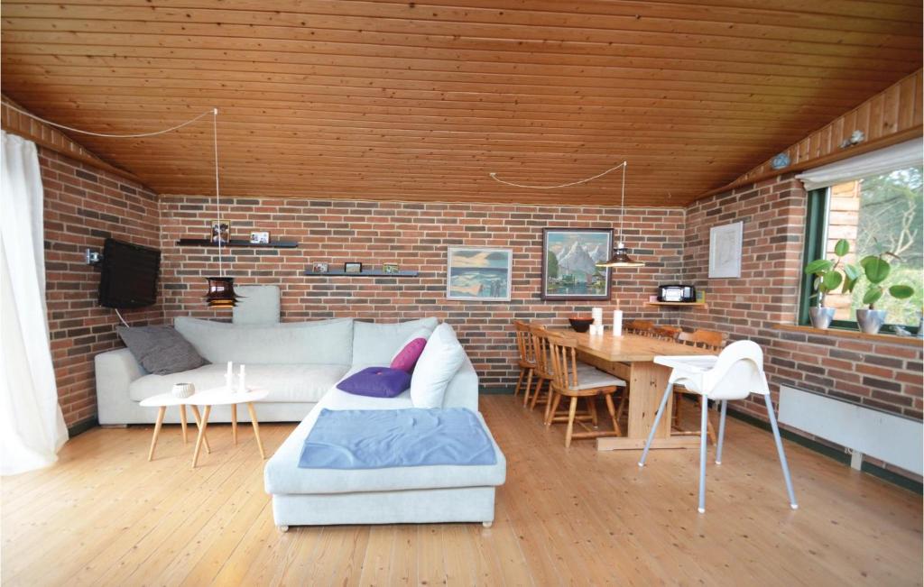 Three-Bedroom Holiday Home In Struer - Maison De Vacances De Trois Chambres