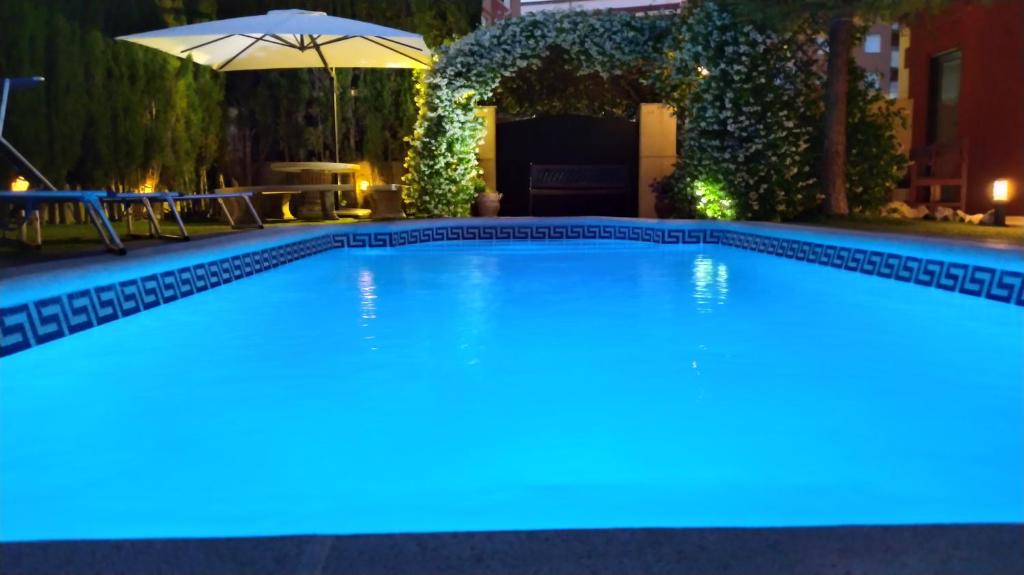Casa Rural Axier-Chalet con Piscina privada, Biar – Updated ...