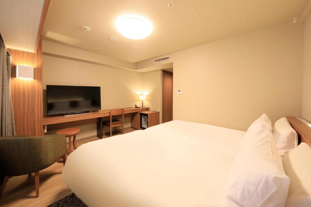 TV a/nebo společenská místnost v ubytování Richmond Hotel Nagoya Shinkansen-guchi