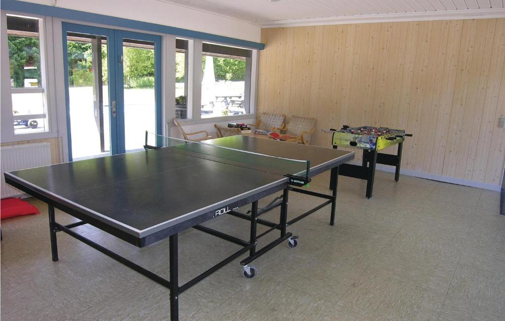 Stolní tenis v ubytování Dueodde Ferieby nebo okolí