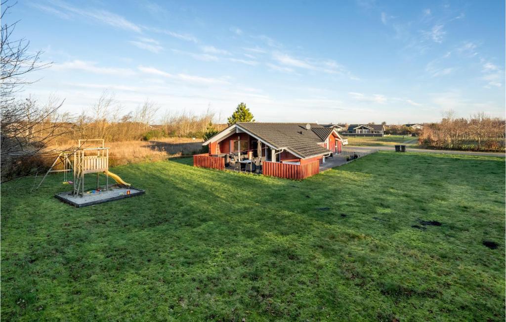 Zahrada ubytování Amazing Home In Tarm With Kitchen