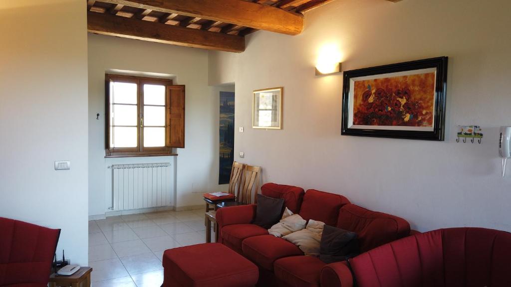 A seating area at Podere Le Volpaie, Volterra, Tuscany