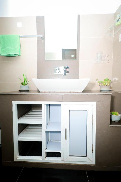 Kuchyň nebo kuchyňský kout v ubytování Howick Residence