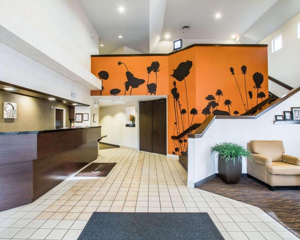 Posezení v ubytování Sleep Inn Phoenix North I-17