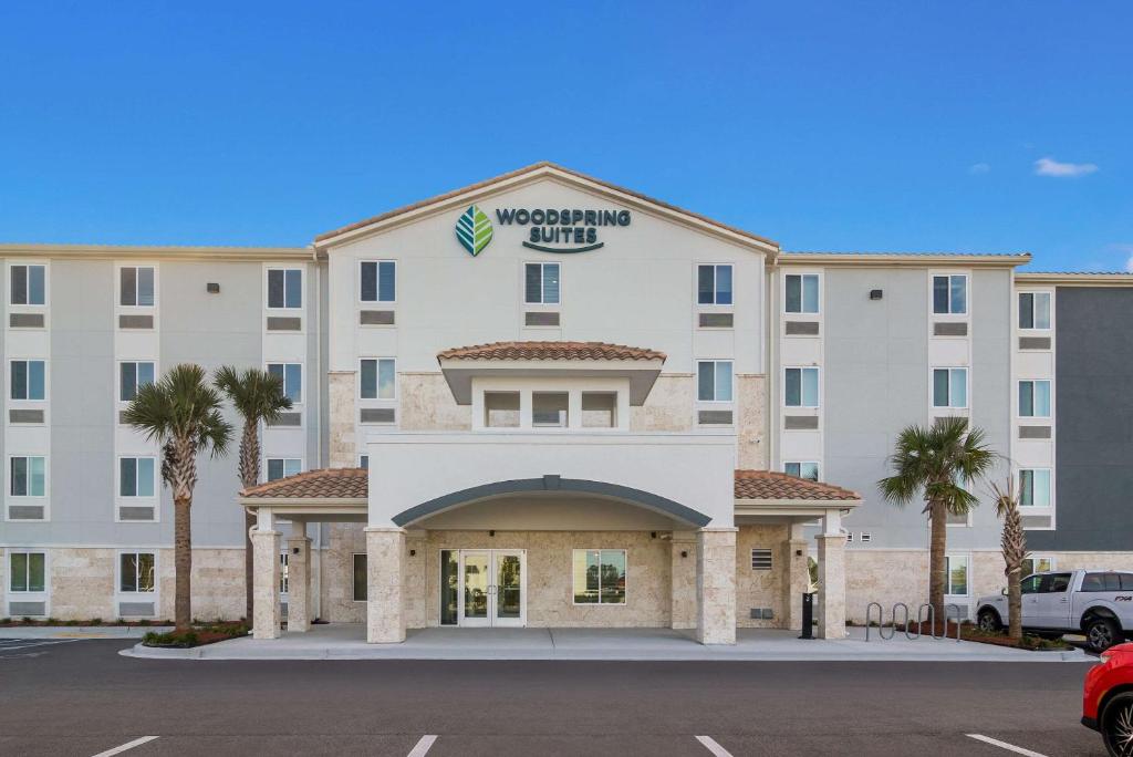 una rappresentazione dell'hotel Wyncote di WoodSpring Suites Jacksonville - South a Jacksonville