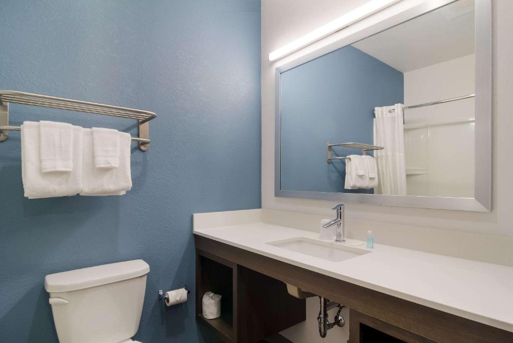 WoodSpring Suites Jacksonville - South photo