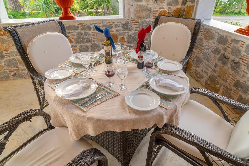 Photo de la galerie de l'établissement Arco Beach Hotel, à Agia Paraskevi