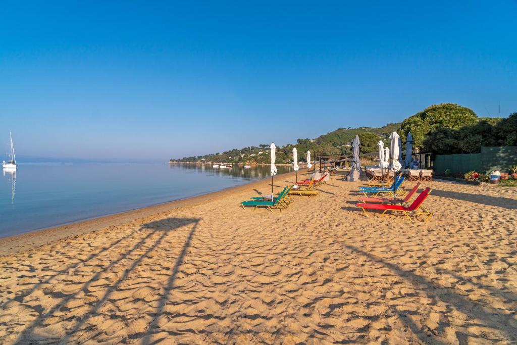 Photo de la galerie de l'établissement Arco Beach Hotel, à Agia Paraskevi