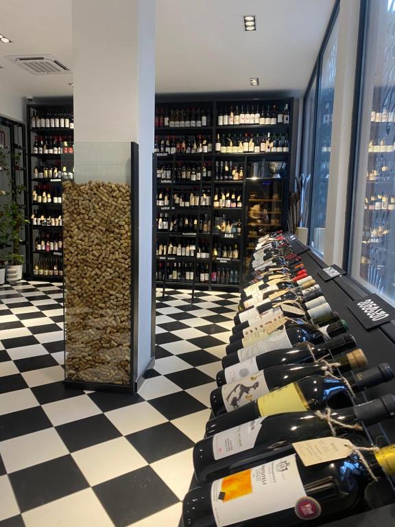 Nápoje v ubytování Mukhrantubani Boutique Hotel
