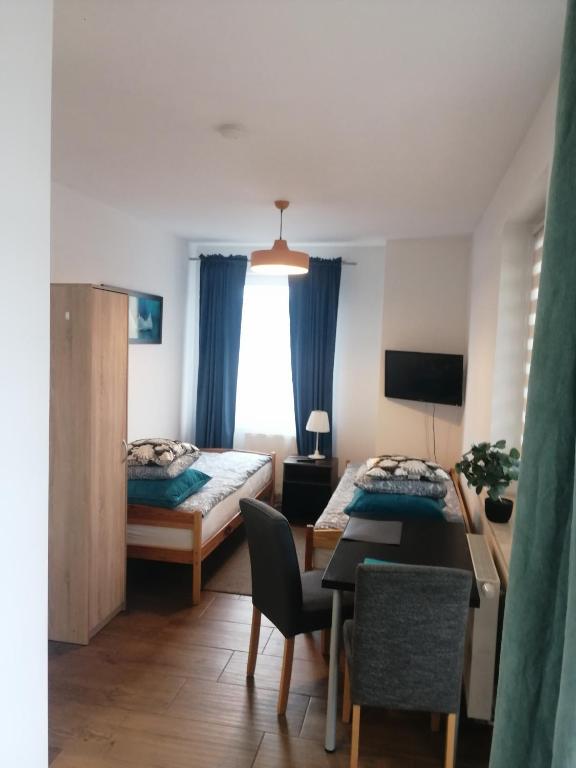 POKOJE - STUDIO GLIWICE przy ONKOLOGII - Studio Apartment