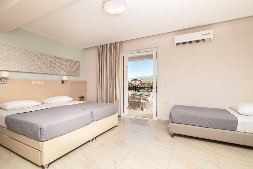 Karras Hotel - 