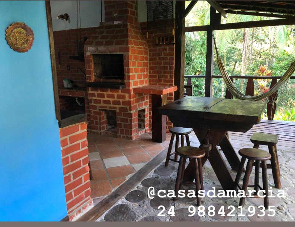 Praia de São Gonçalo com piscina natural