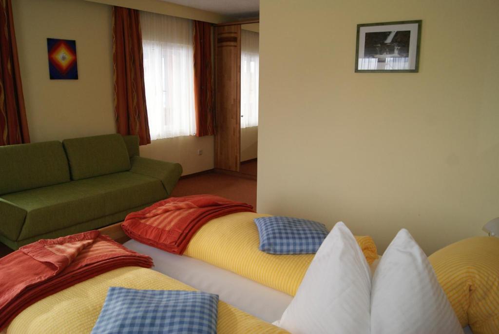 Posezení v ubytování Edelsteinhotel Guniwirt