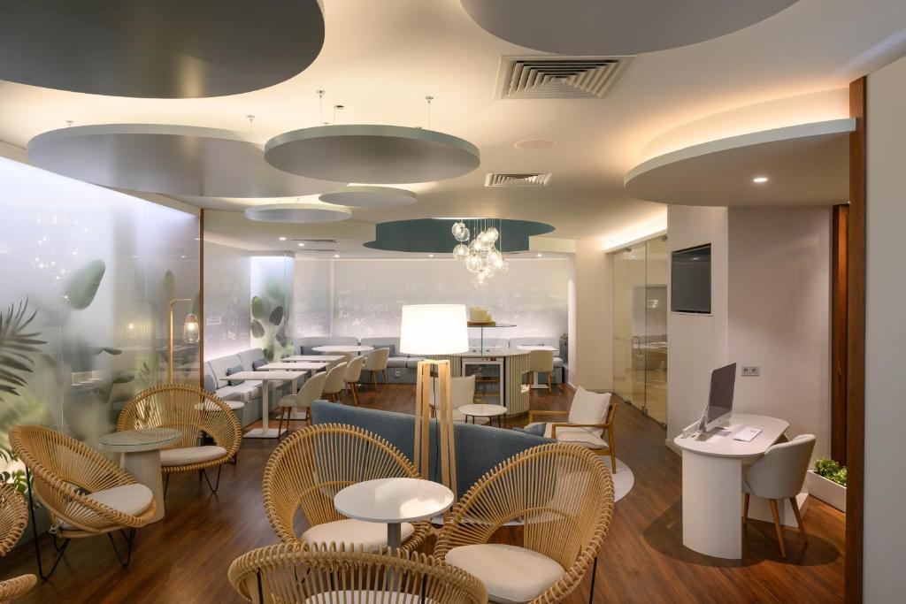 Posezení v ubytování Melia Lisboa Oriente Hotel
