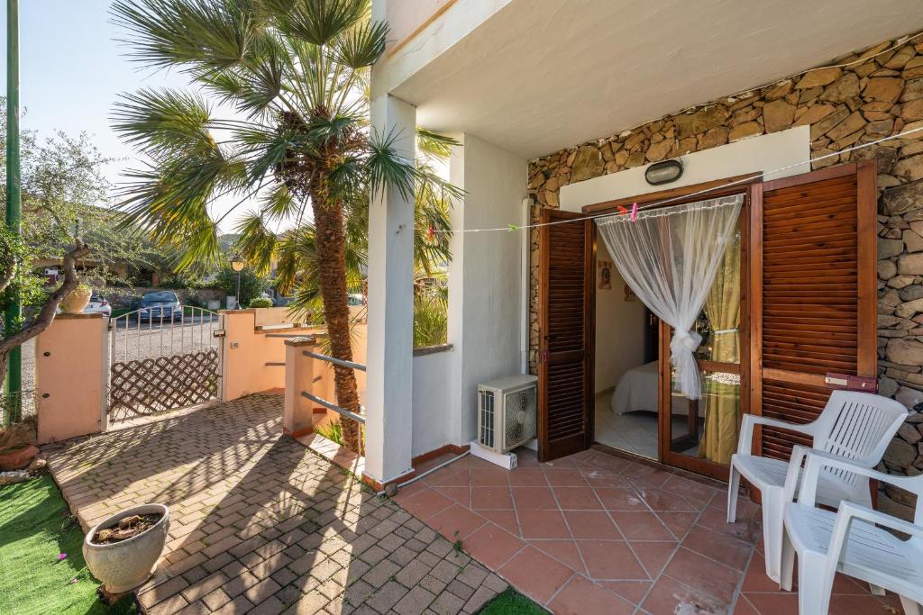 A balcony or terrace at Casa Clà
