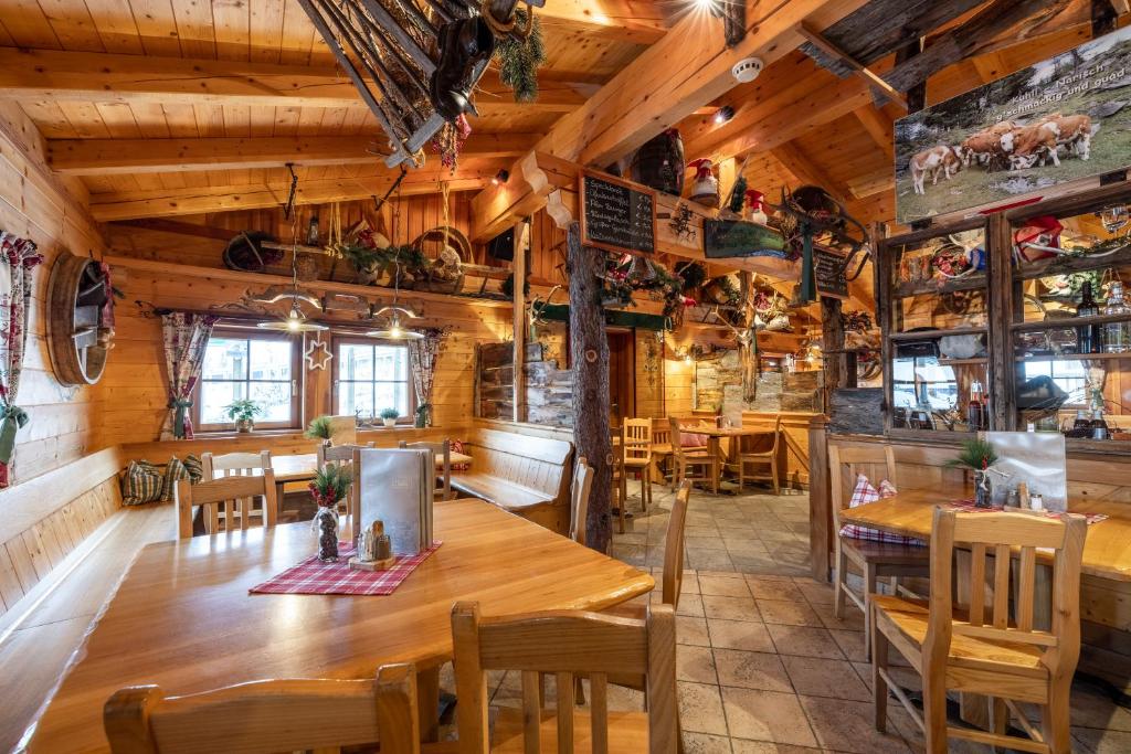 Restaurace v ubytování Hotel Breitlehenalm