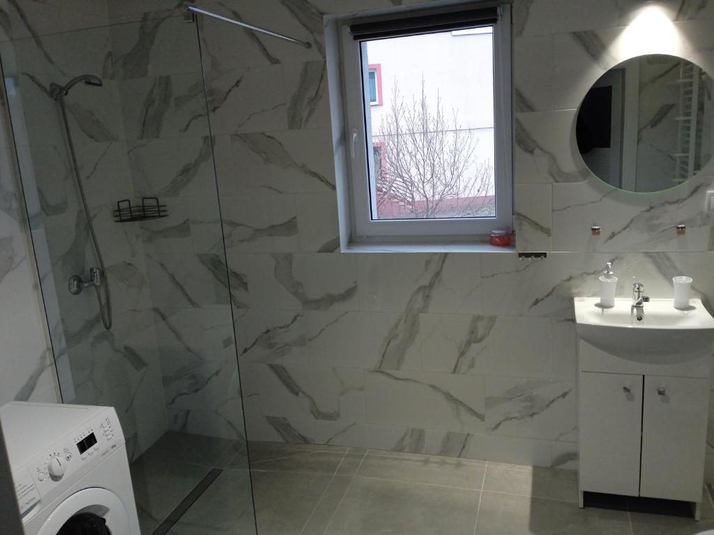 Apartamenty Przy Rynku Gąsawa/Biskupin - Camera Familiare