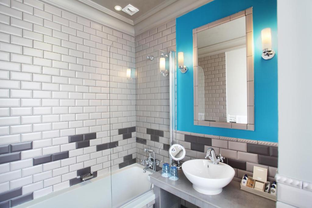 Le Robinet d'Or Paris Canal Saint Martin - 10