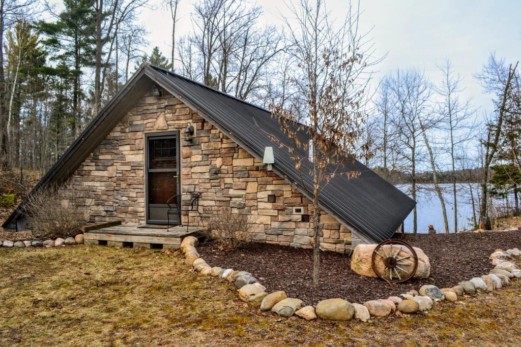 Mitten Lake Hideaway, Lac du Flambeau (updated prices 2024)