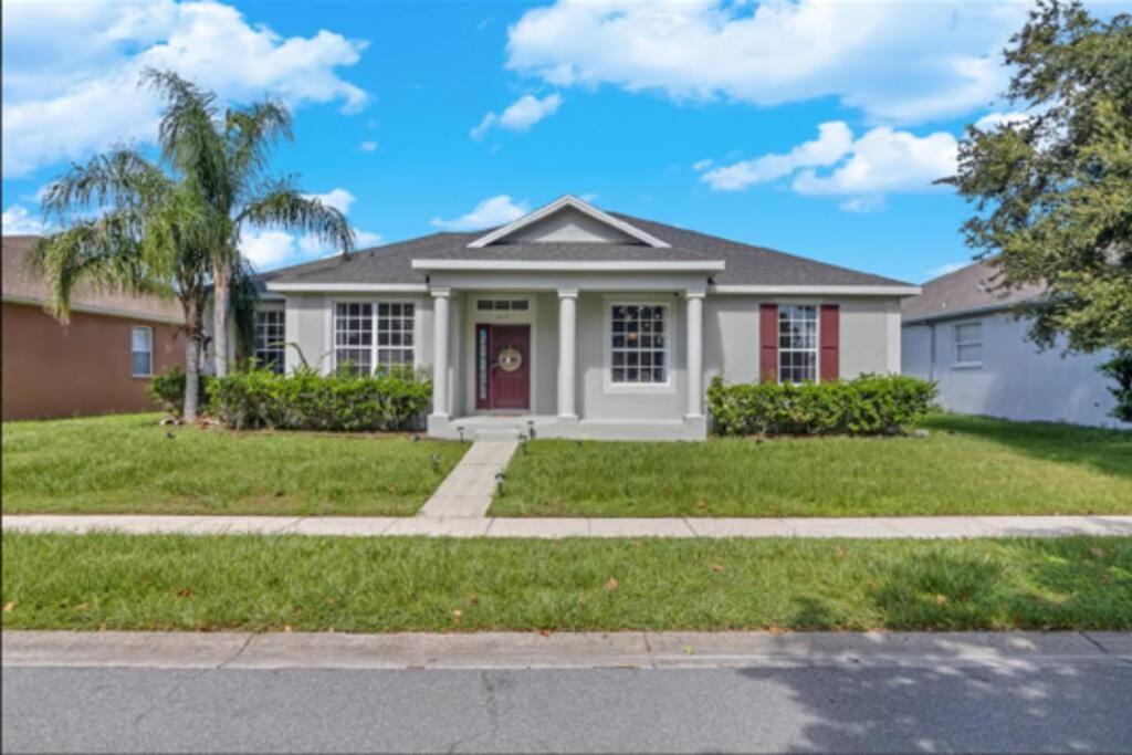 Cozy Cottage near the Castle, Kissimmee, USA