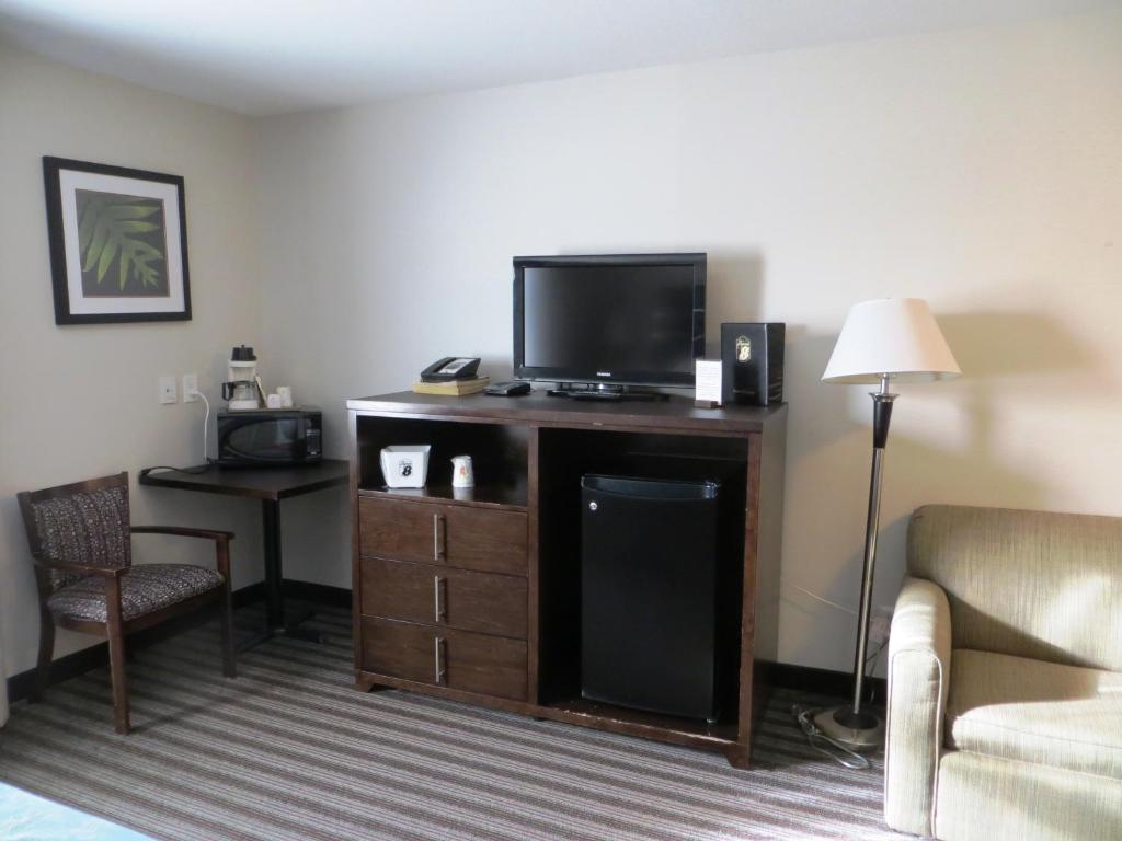 Super 8 by Wyndham Saskatoon Near Downtown - Resim 26