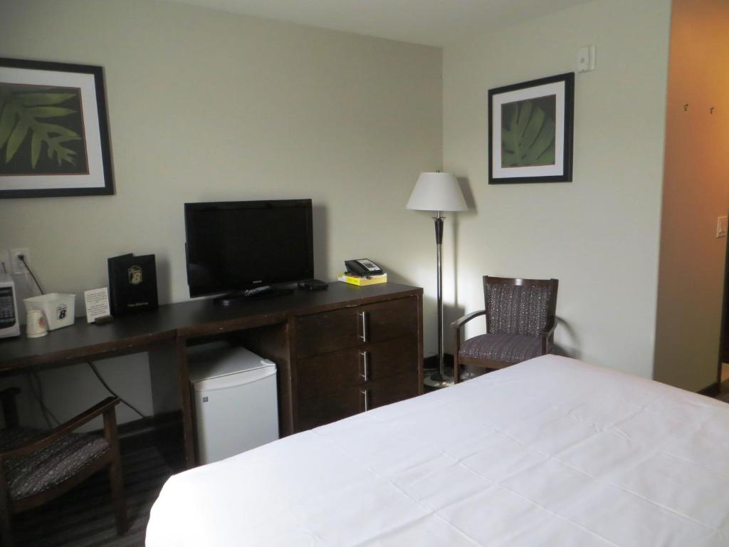 Super 8 by Wyndham Saskatoon Near Downtown - Resim 36