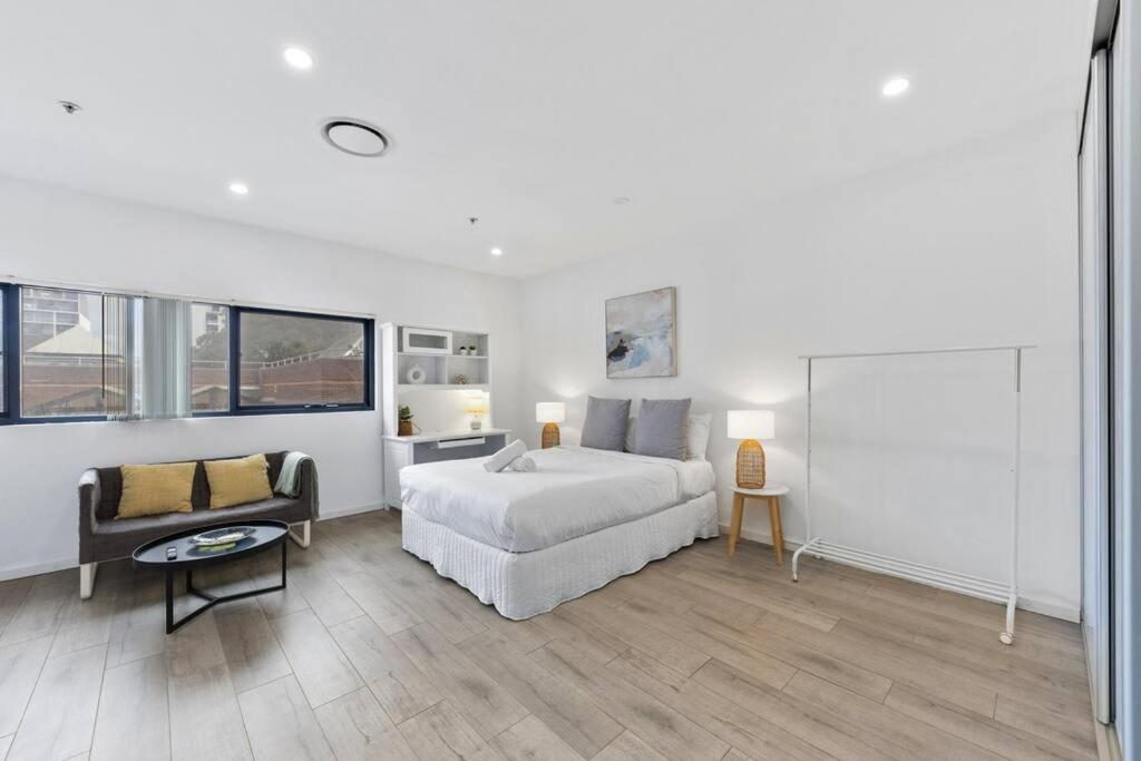 Lovely Studio in Burwood MHS