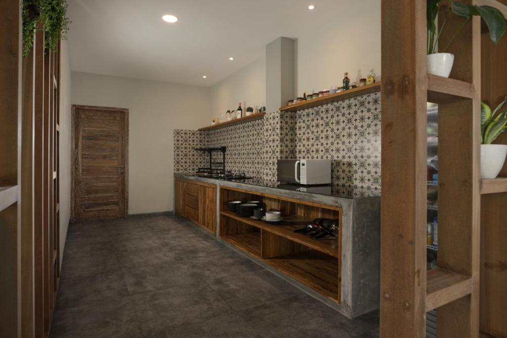 MAHALONA BALI STAY - 3