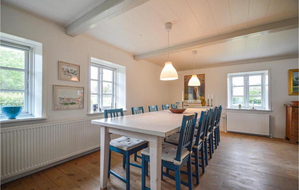 Fotografie z fotogalerie ubytování 3 Bedroom Awesome Home In Højer v destinaci Højer