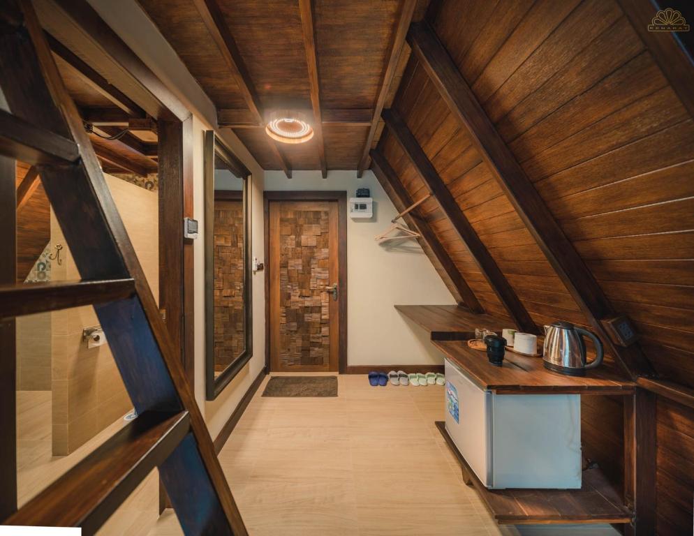 Kenaray Farmstay riverside - Quadruple Room With Bath