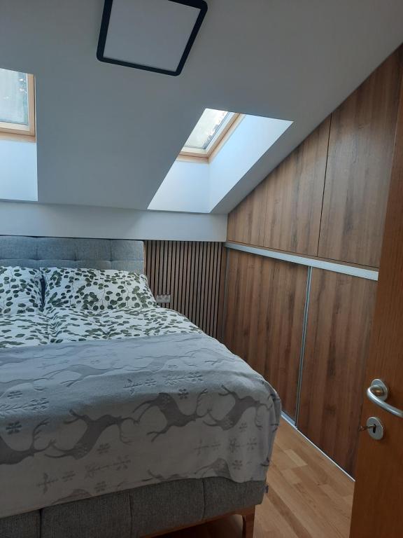 Postel nebo postele na pokoji v ubytování Apartment - Golden Fox 18 - Pohorske terase