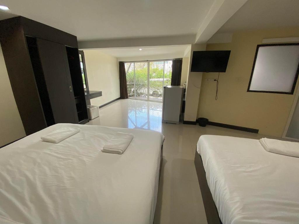 The Elegant Patong - Resim 21