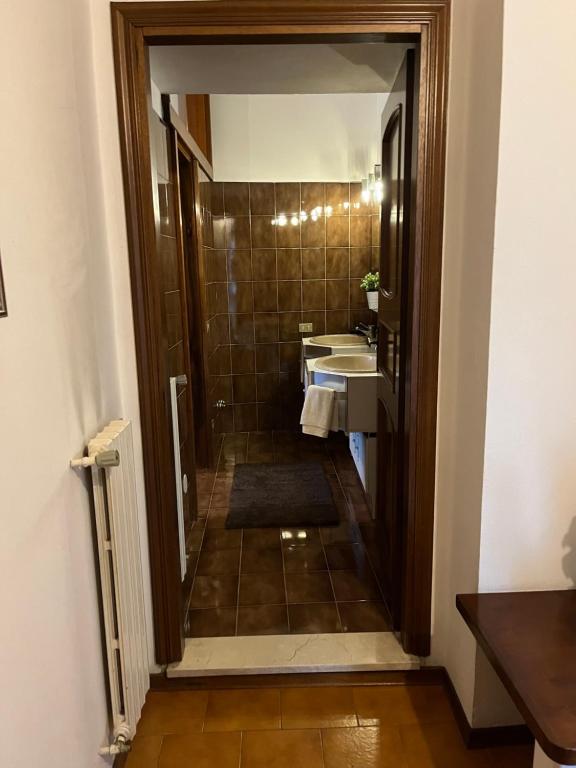 Koupelna v ubytování accogliente camera con bagno privato
