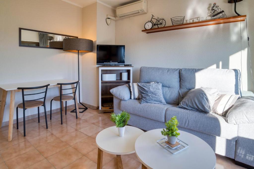 Neptuno Apartament per 4 persones amb piscina comunitària al ...