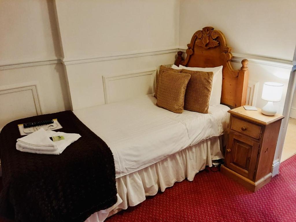 The Bull Hotel - Eenpersoonskamer Met Eigen Badkamer