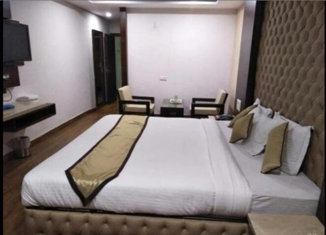 hotel puneet international - Habitación Doble Estándar